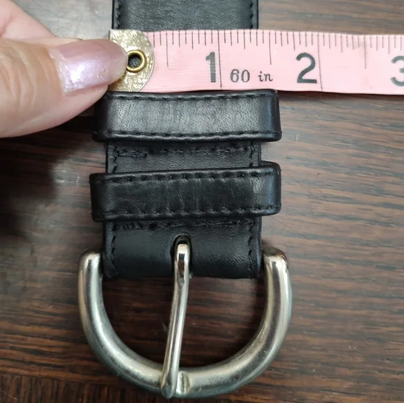 Vintage Coach Womens Leather Belt Rounded Metal Buckle Black & Tan Made In USA - Picture 8 of 9